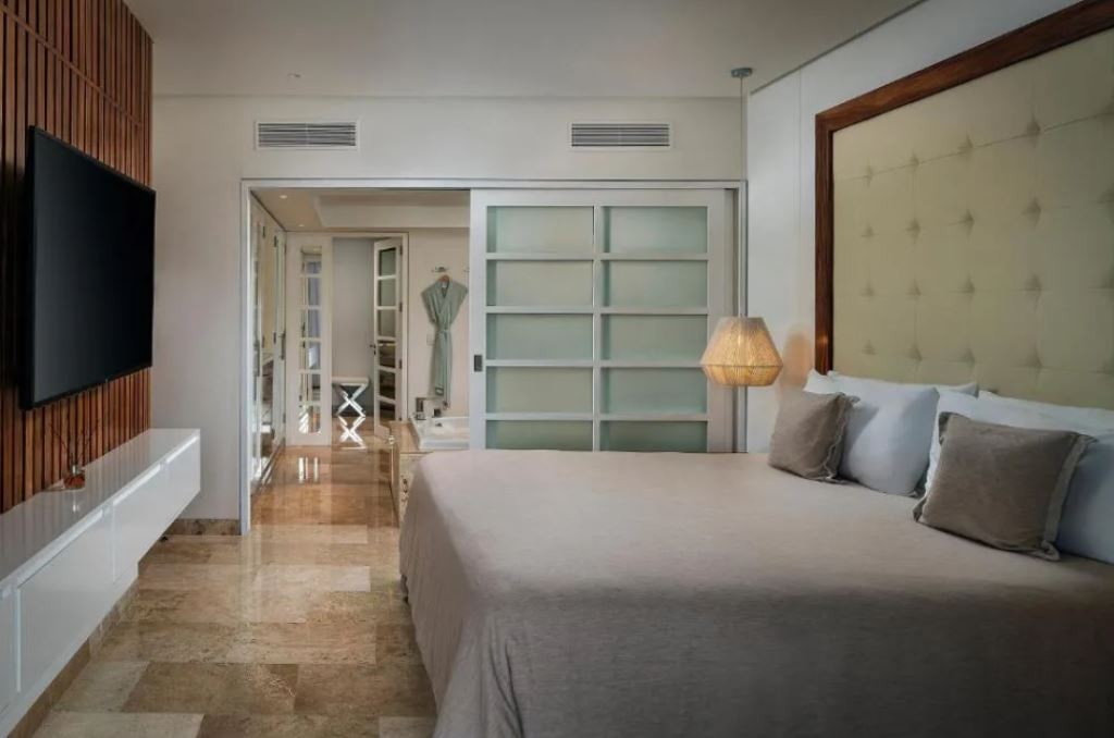 rooms-the-reserve-master-suite-swim-up