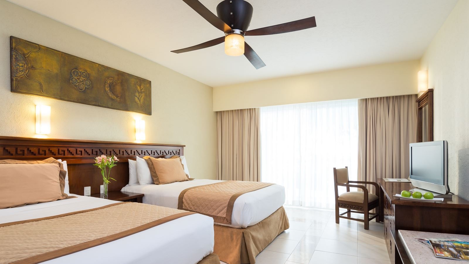 rooms-deluxe-garden-view