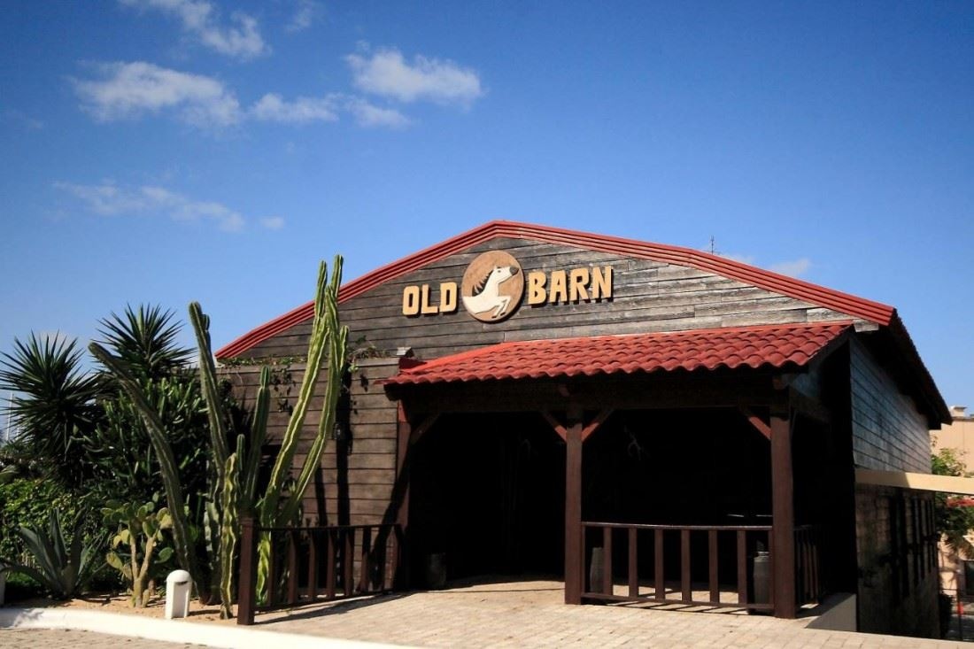 restaurants-old-barn