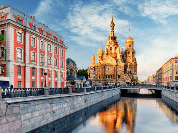 Санкт-Петербург станет платным для туристов