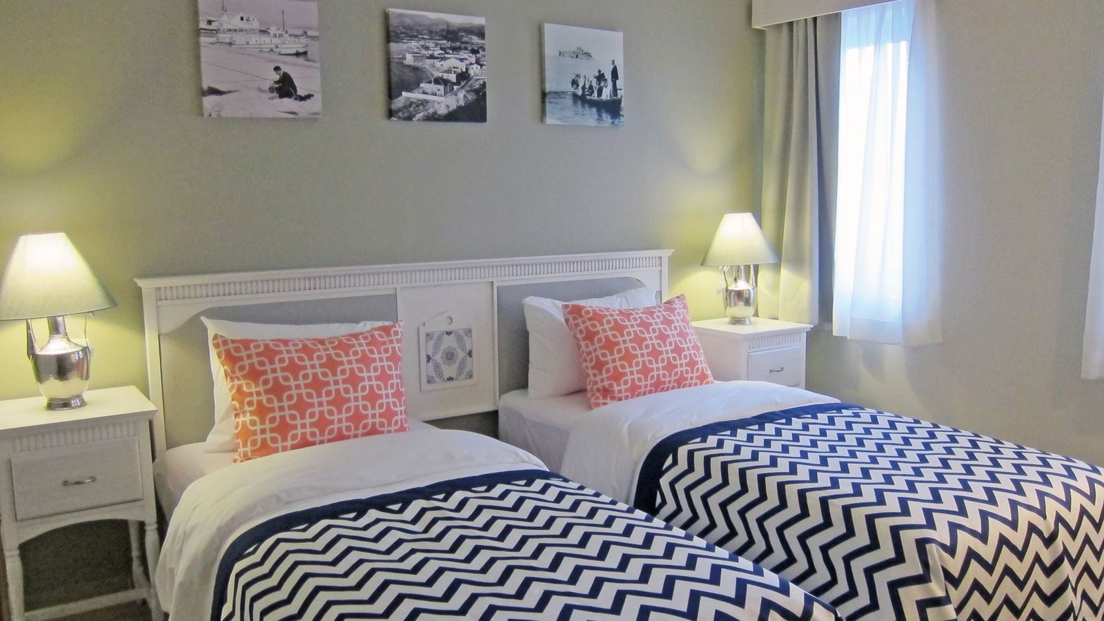 rooms-suite-garden-view