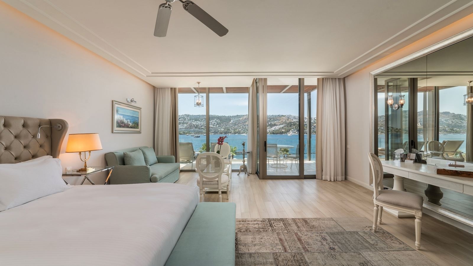 rooms-premium-queen-room-sea-view