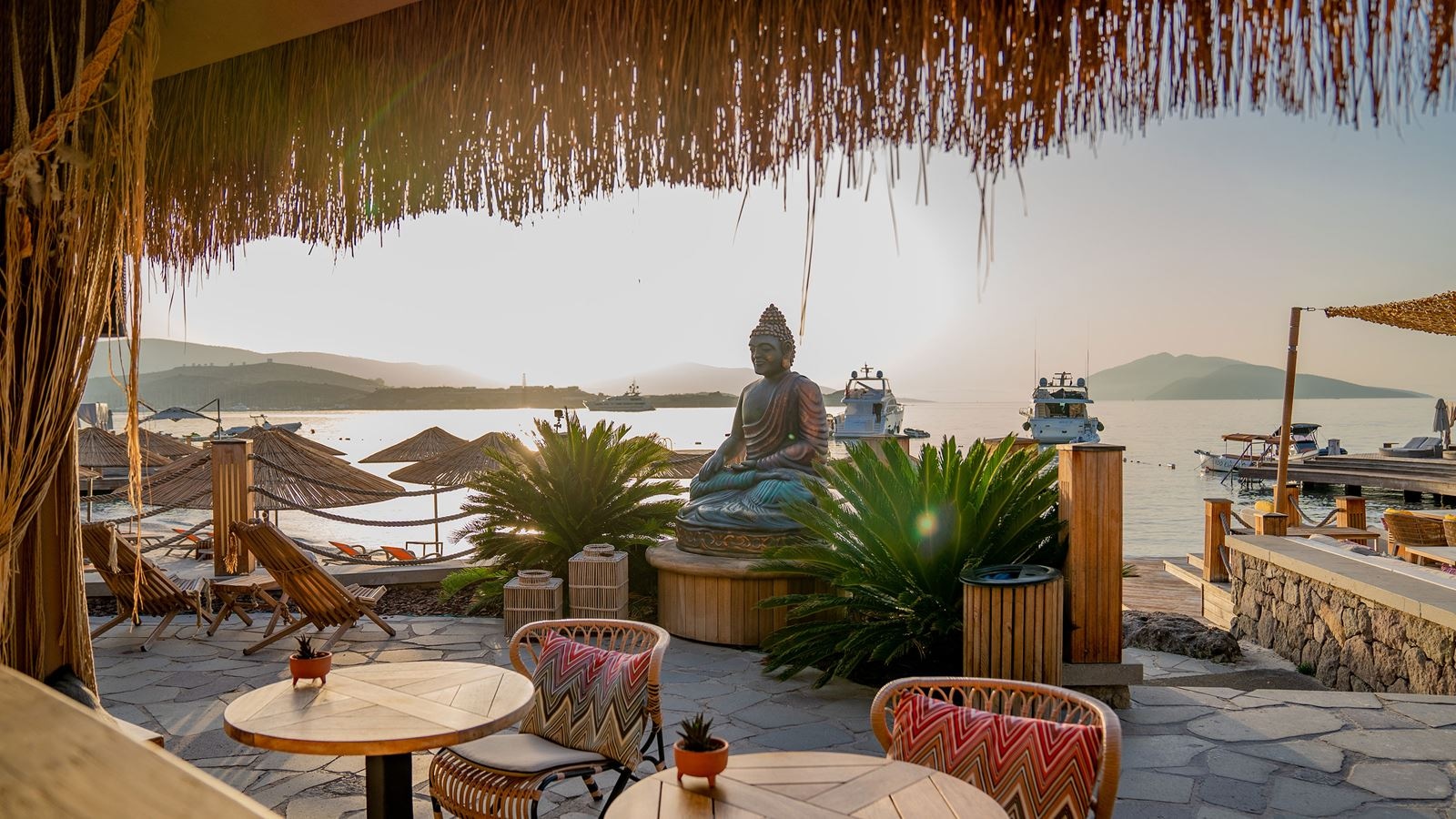 restaurants-buddha--bar-beach-club-and-restaurant