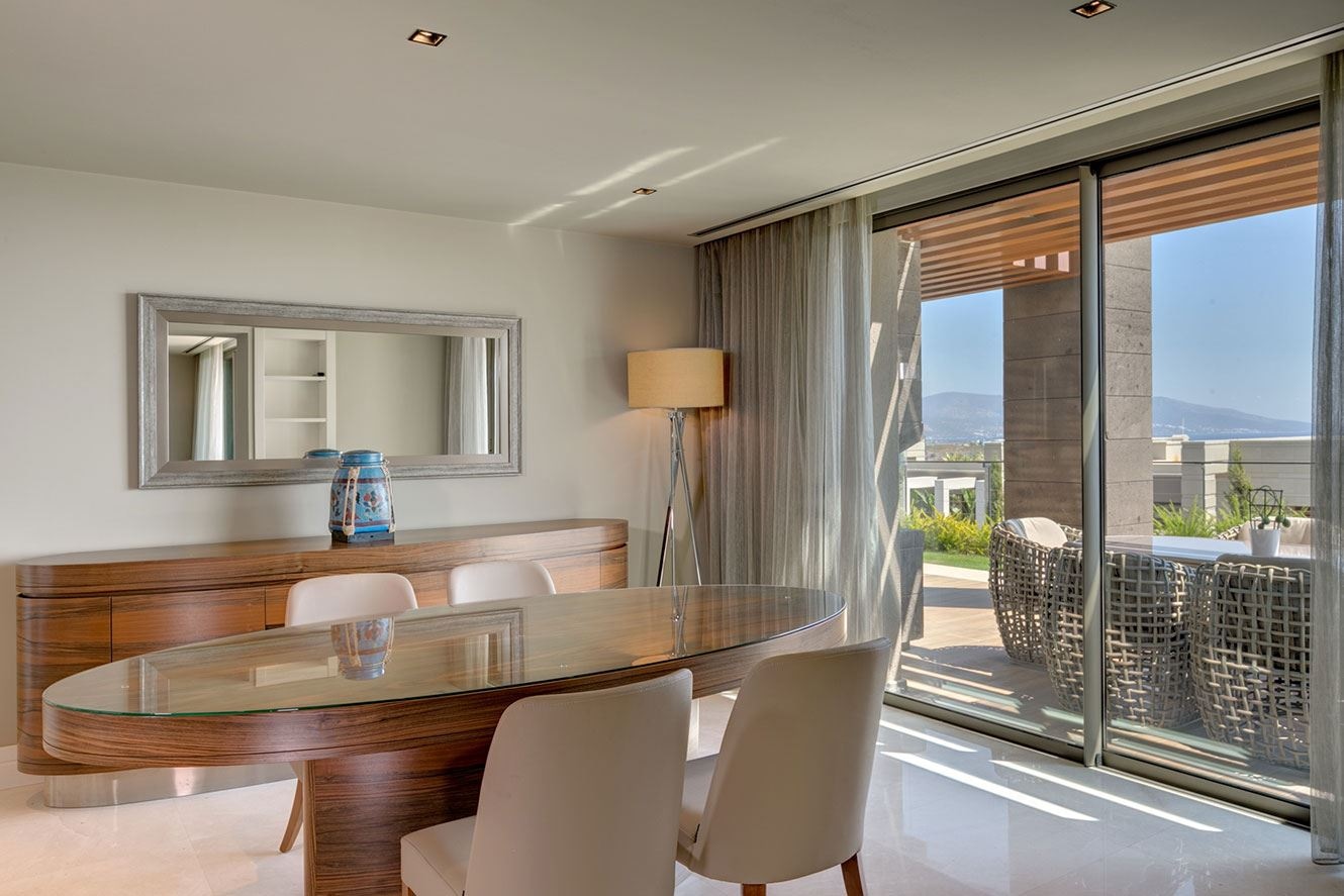 rooms-premiere-residence-3-bedroom-sea-view-pool