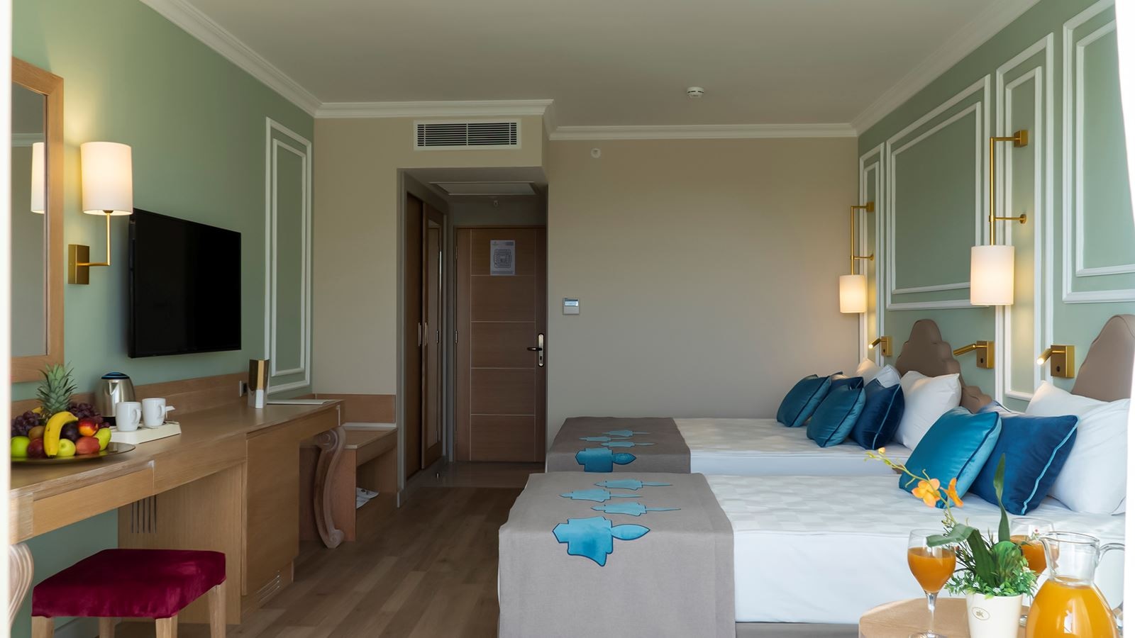 rooms-standard-room-land-view