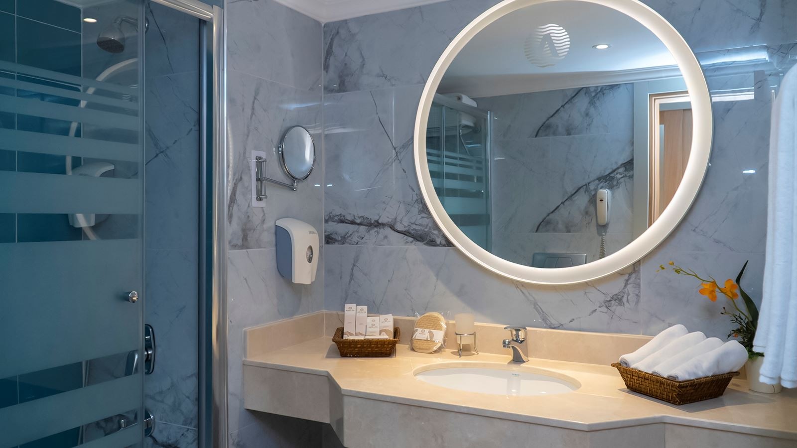 rooms-standard-room-land-view-with-bunk-bed