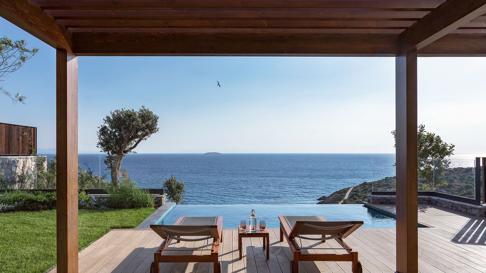rooms-ridge-terrace-room-with-pool-sea-view