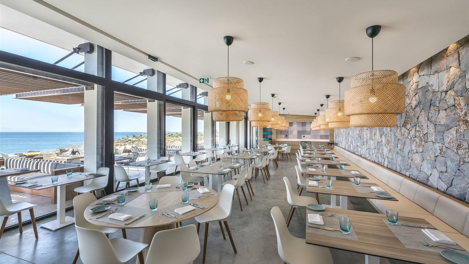 restaurants-wild-thyme-restaurant-and-bar