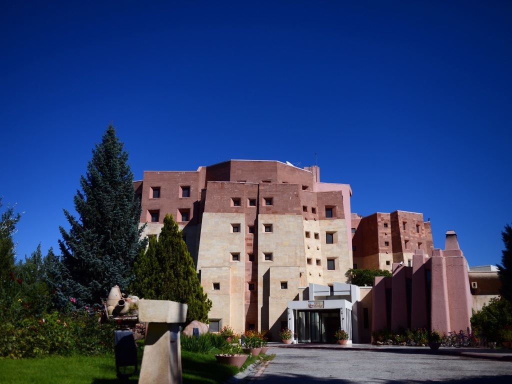 general-main-building