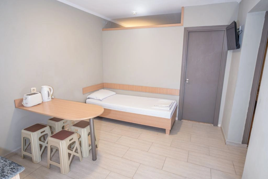 rooms-family-room-2-bedrooms