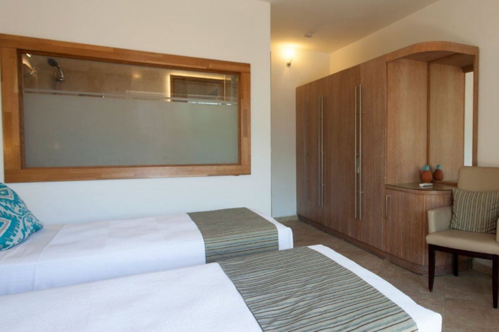 rooms-standard-room-garden-view