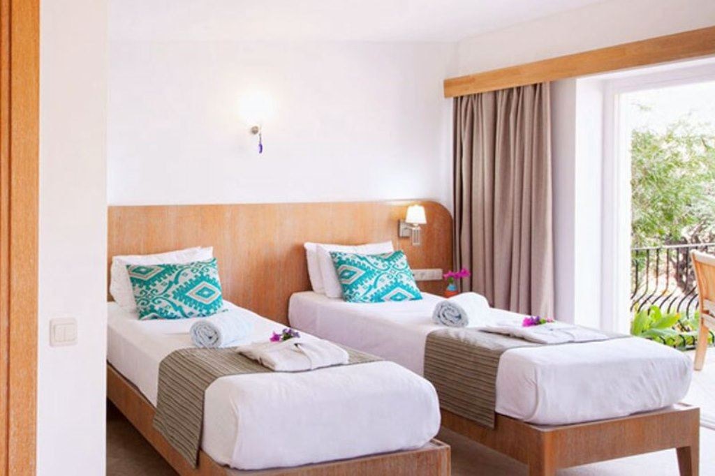 rooms-standard-room-sea-view