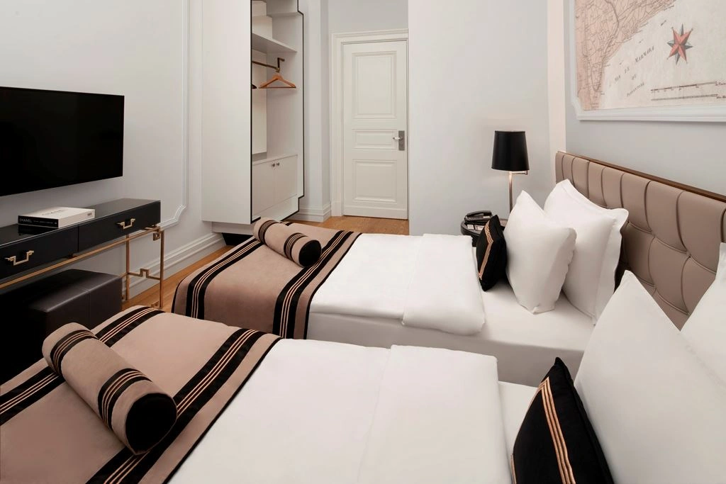 rooms-standard-no-view-double-room-twin