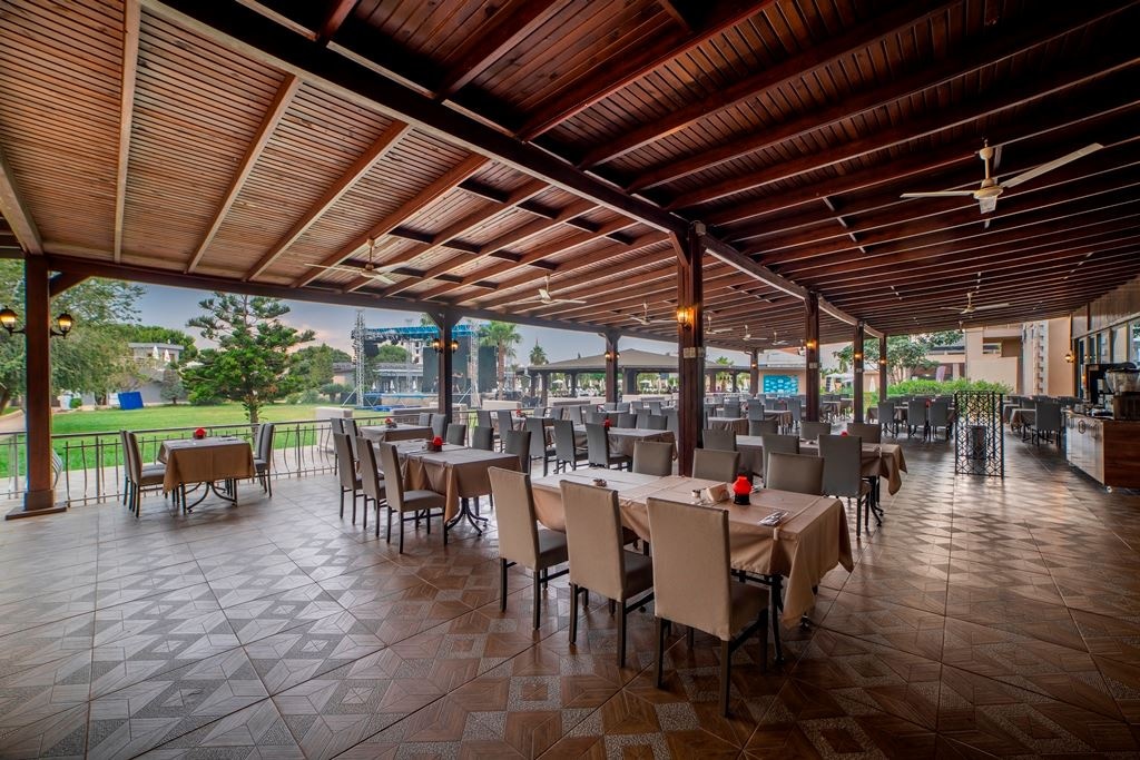 restaurants-ba-main-restaurant