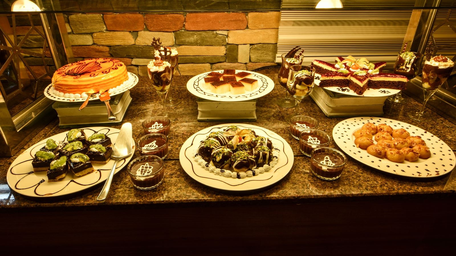 restaurants-main-restaurant