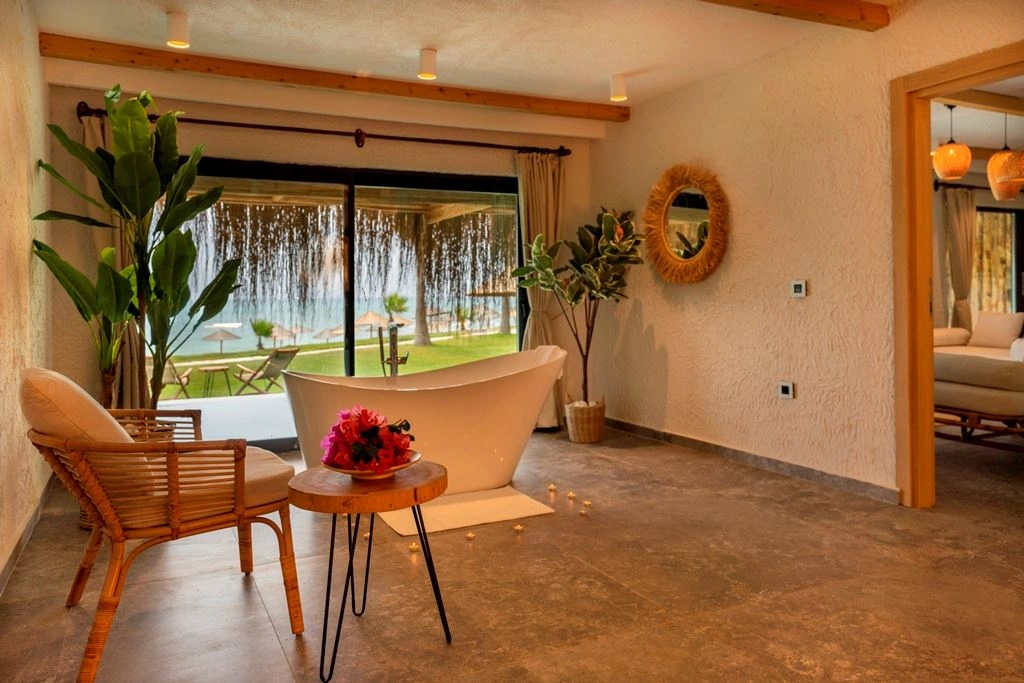 rooms-villa-with-private-pool