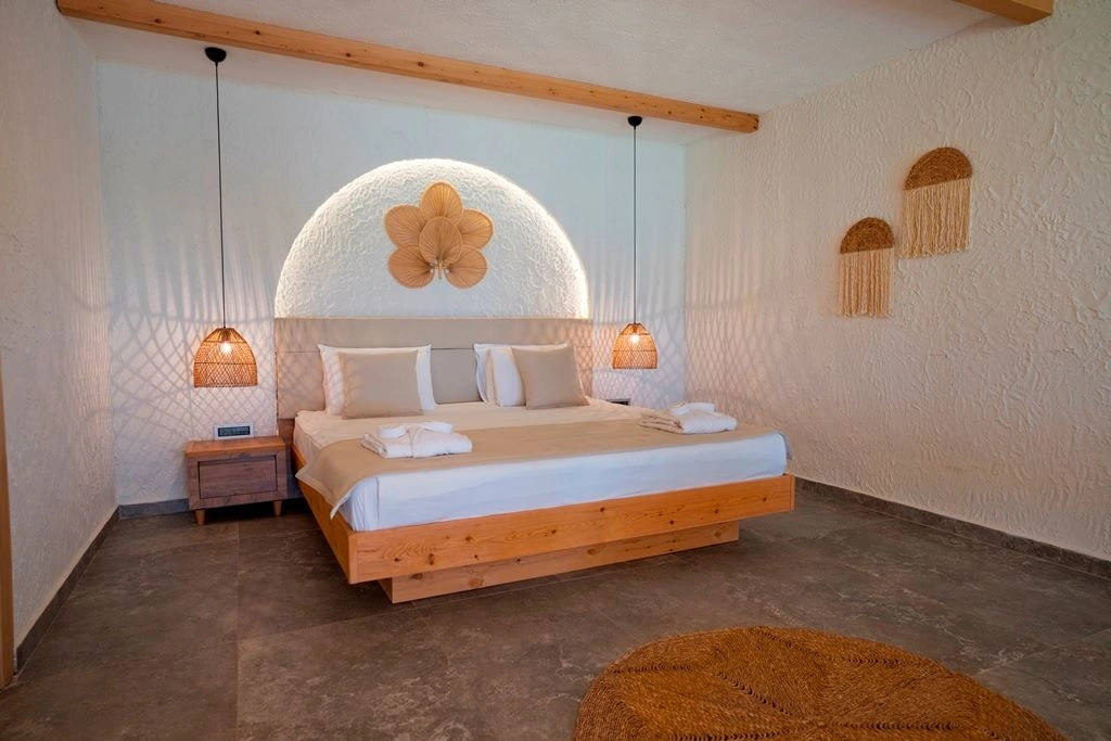 rooms-villa-with-private-pool