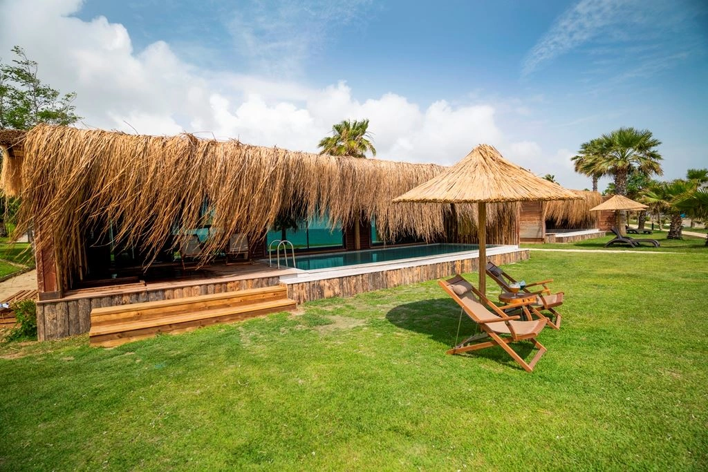 rooms-villa-with-private-pool