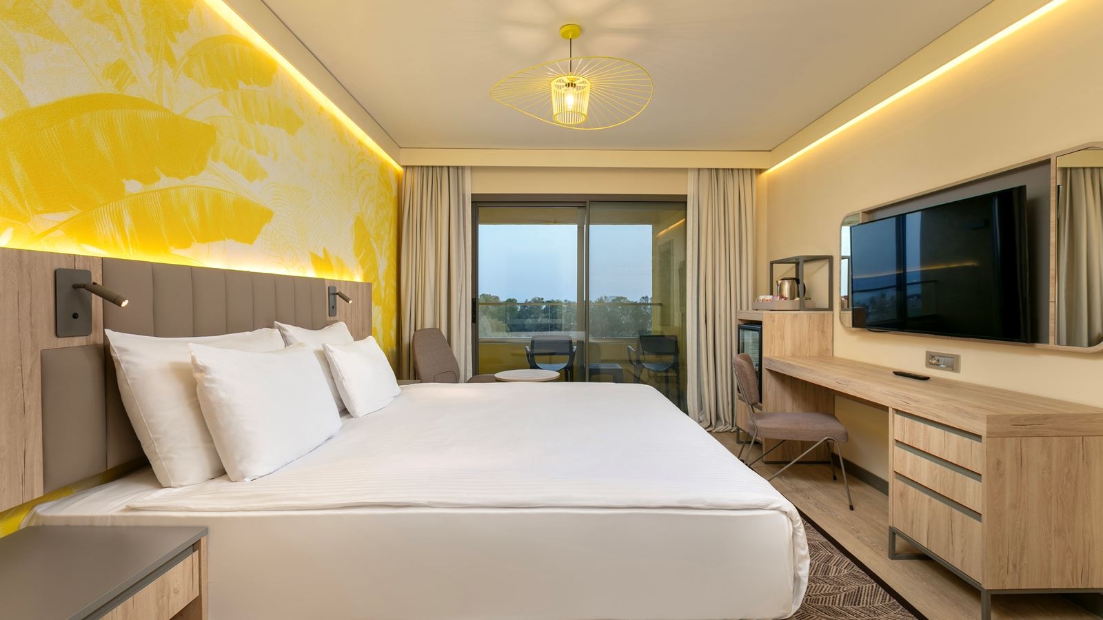 rooms-junior-family-room