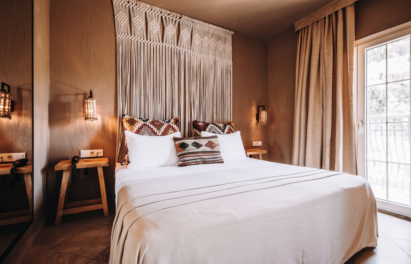 rooms-standard-room-land-view