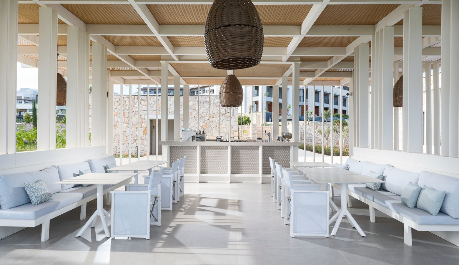 restaurants-fish-camp-see-food