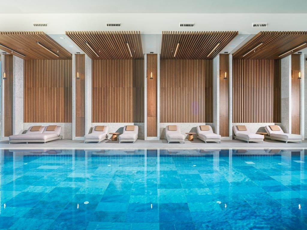pools-indoor-pool