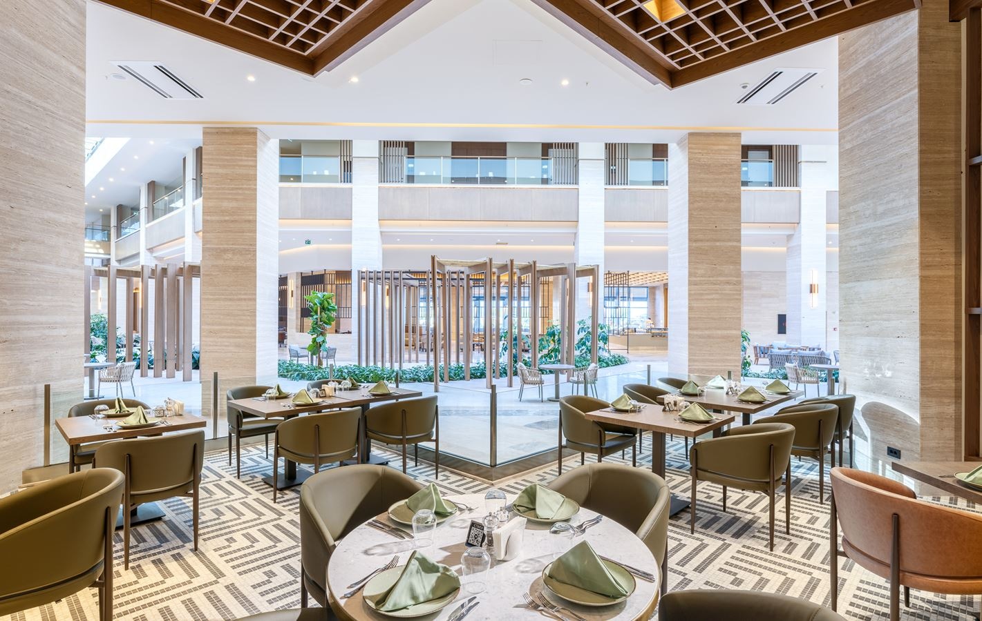 restaurants-hungry-gorilla-take-away--snack