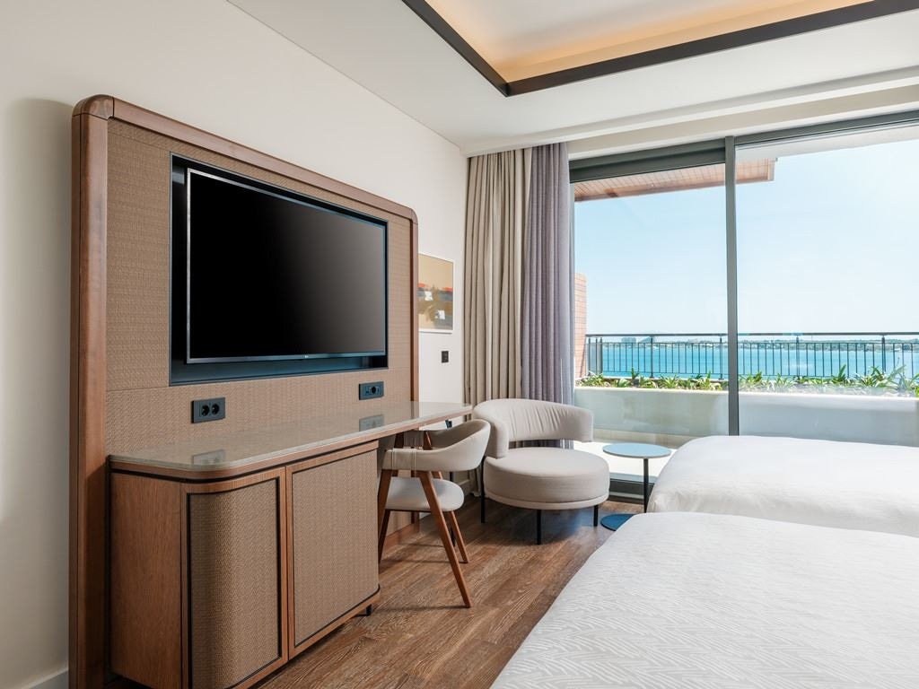 rooms-deluxe-room-sea-view--family-zone-