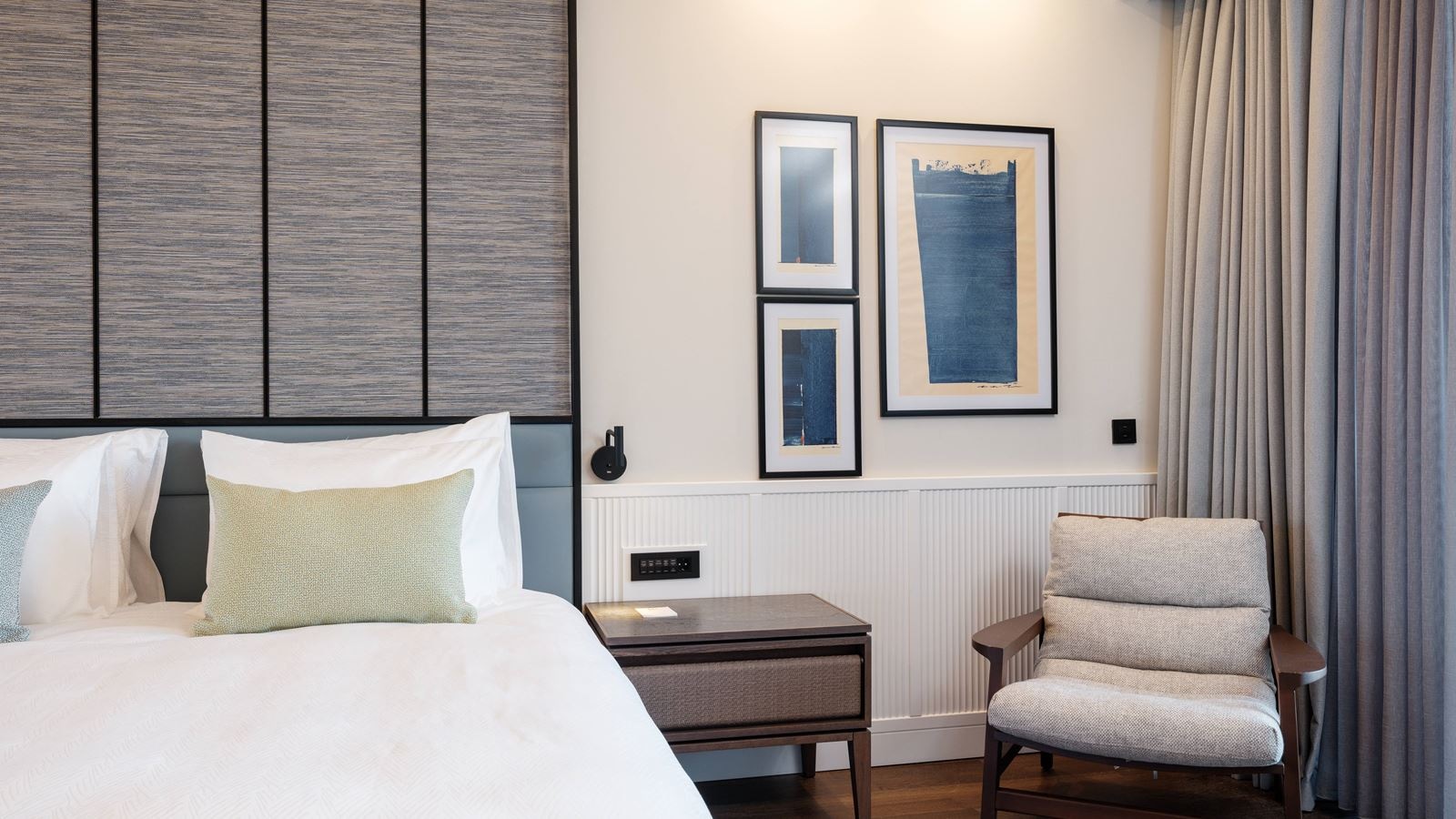 rooms-deluxe-swimup-room-sea-view--family-zone-