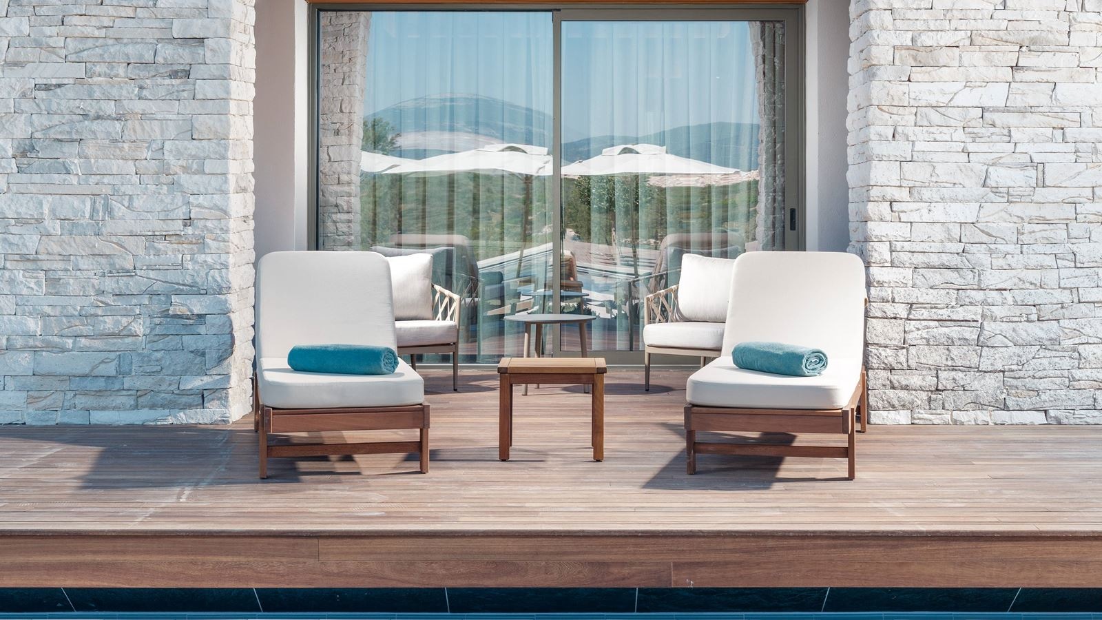 rooms-deluxe-adult-swimup-room-sea-view--adult-zone-