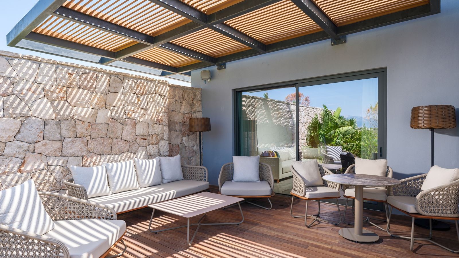 rooms-bayou-villa-1-bedroom-sea-view-1+1