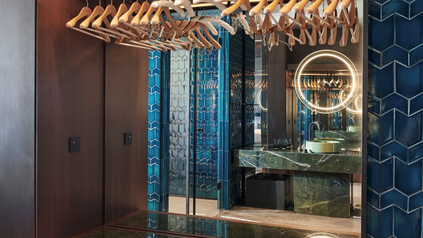 rooms-maxx-laguna--3-bedrooms