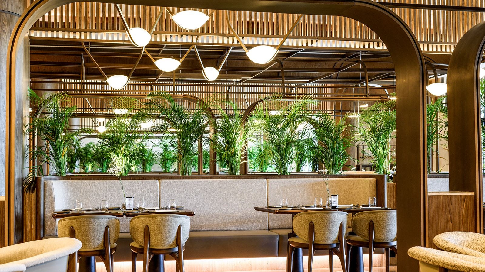 restaurants-daphne-restaurant