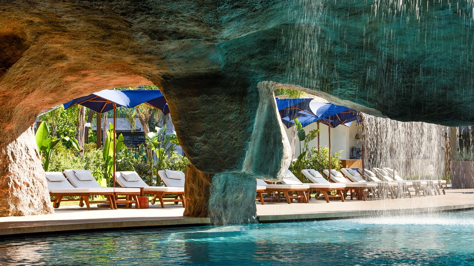 pools-outdoor--indoor-pool