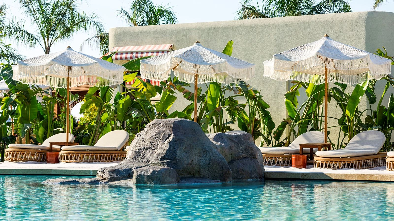 pools-outdoor--indoor-pool
