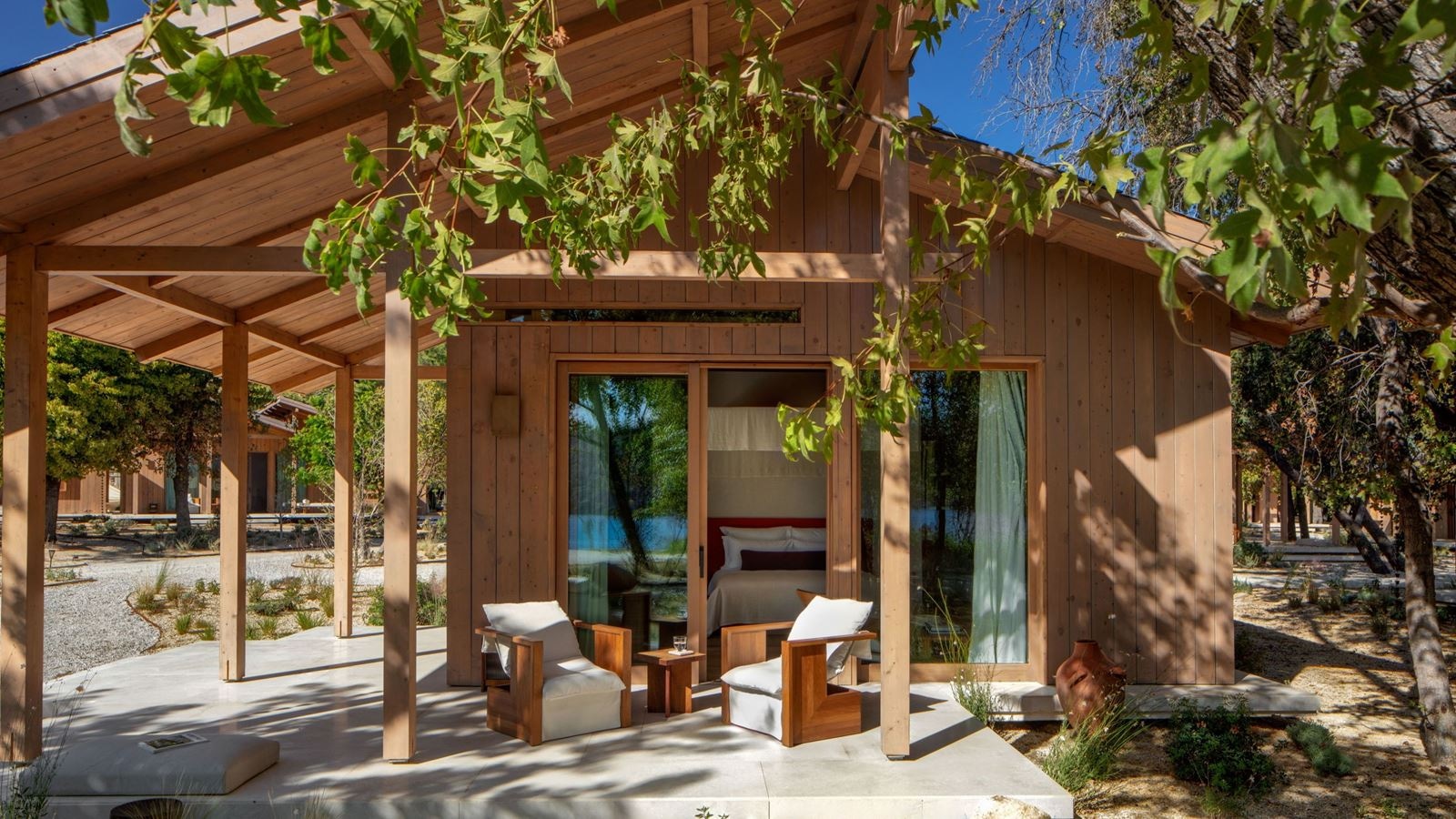 rooms-deluxe-forest-view-cabana