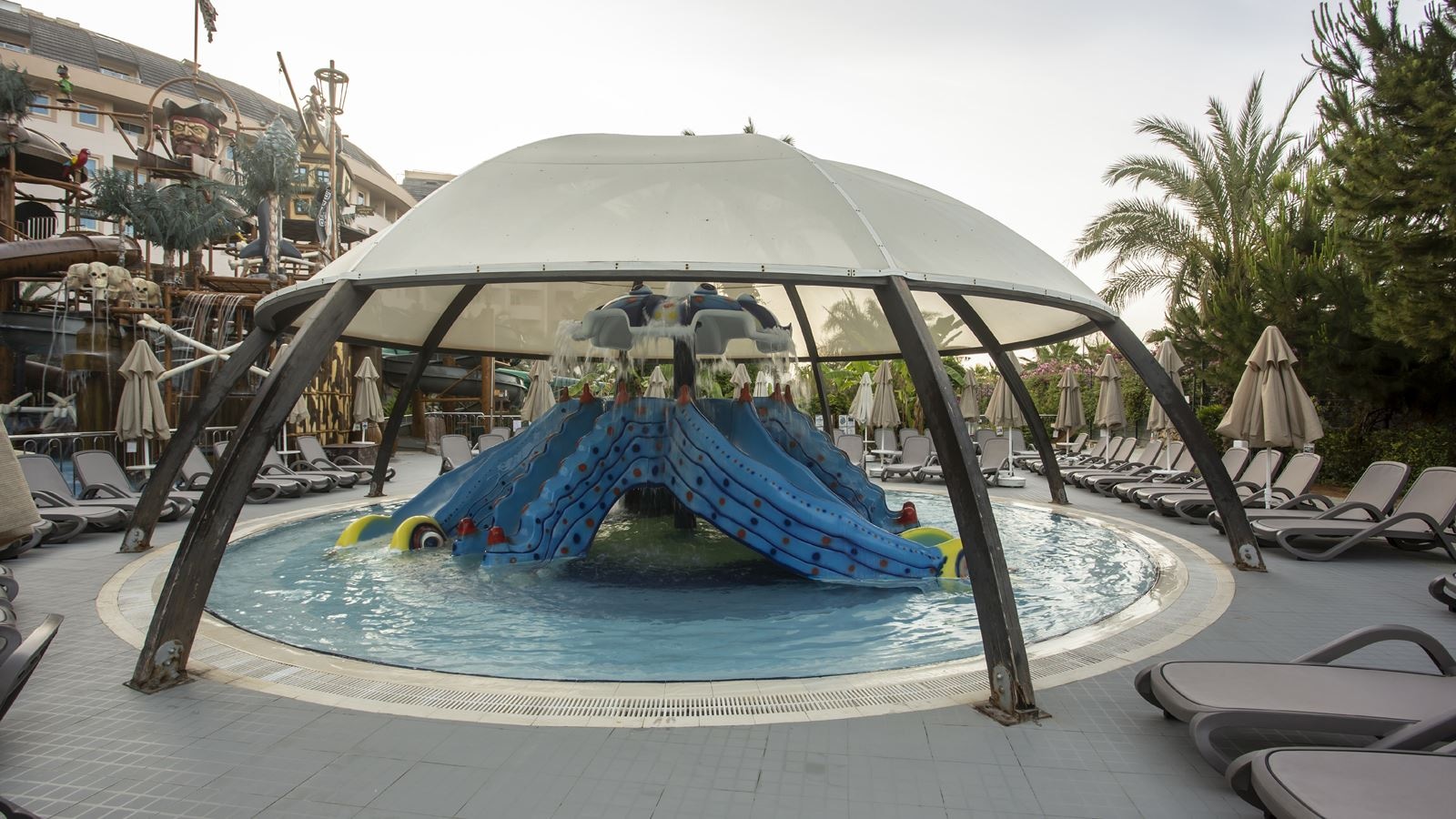 pools-outdoor-childrens-pool