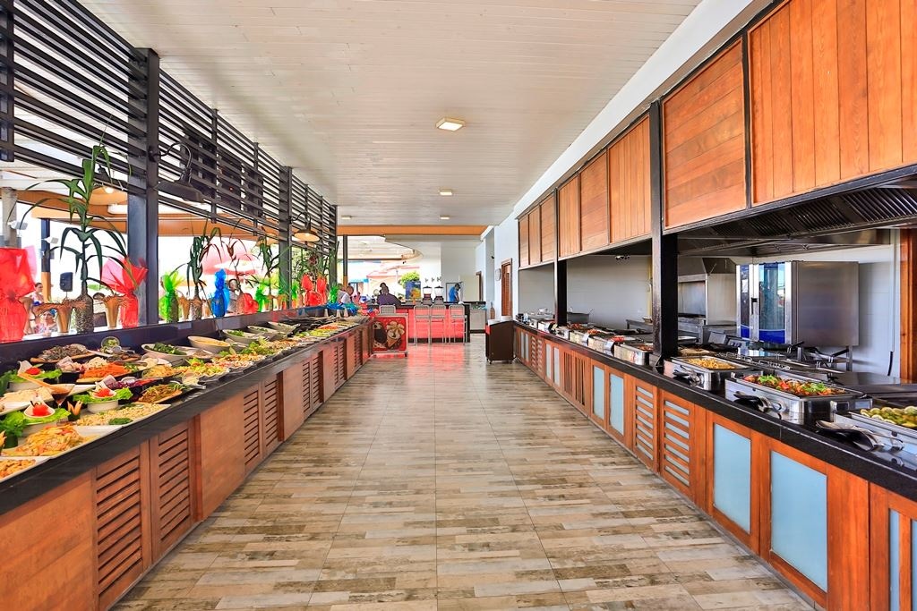 restaurants-stage-snack-bar