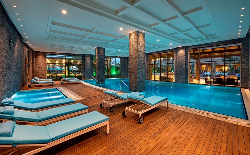pools-indoor-pool