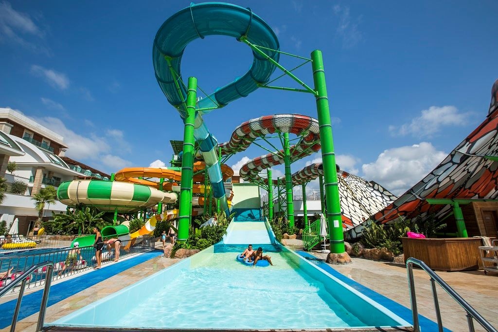 water-park-water-park