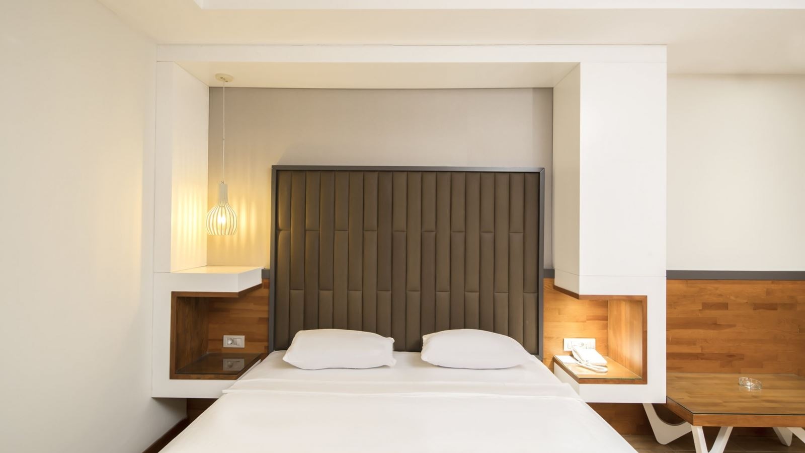 rooms-family-room-roh