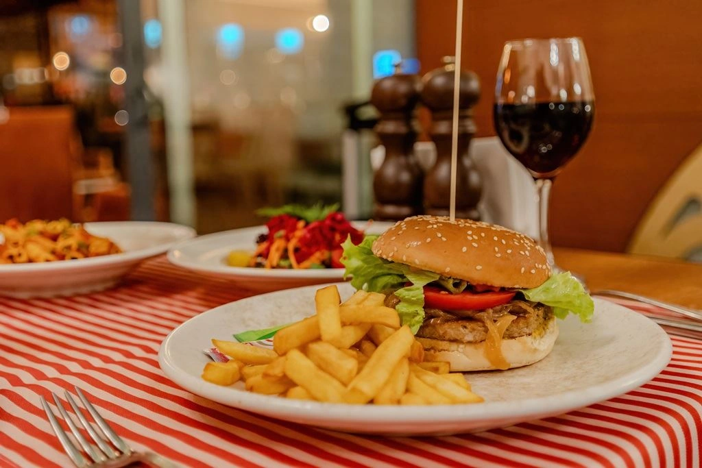 restaurants-snack-bar