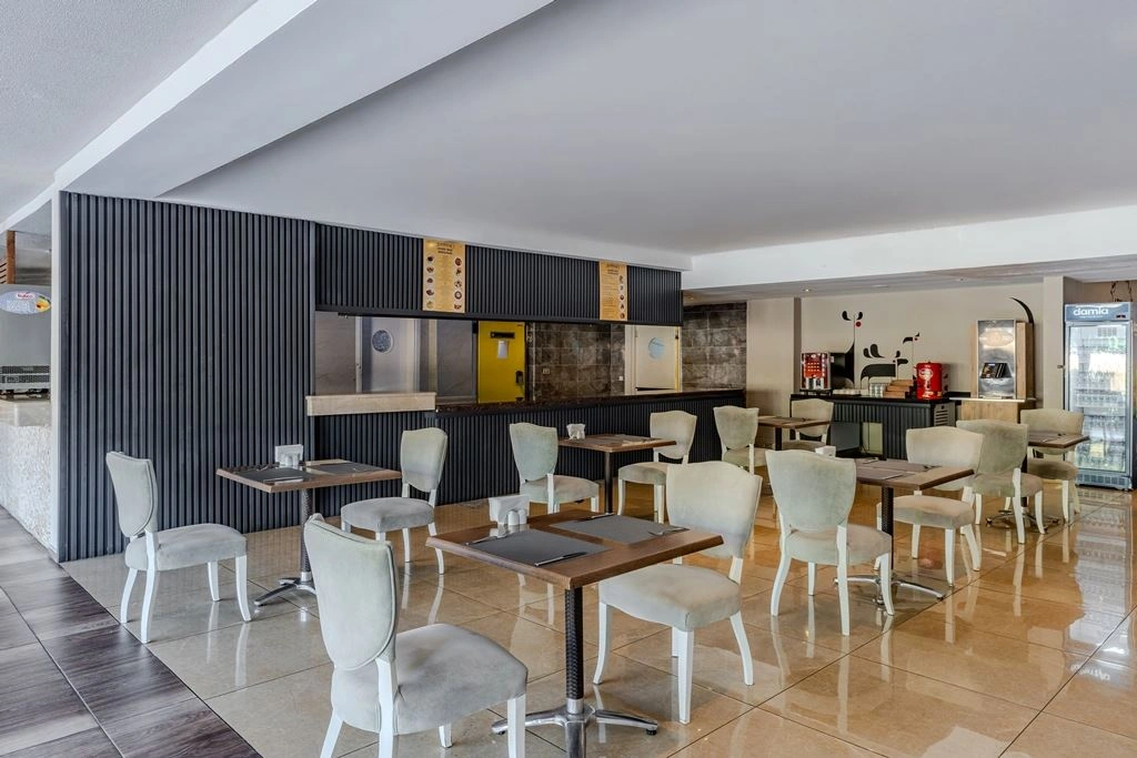 restaurants-main-restaurant