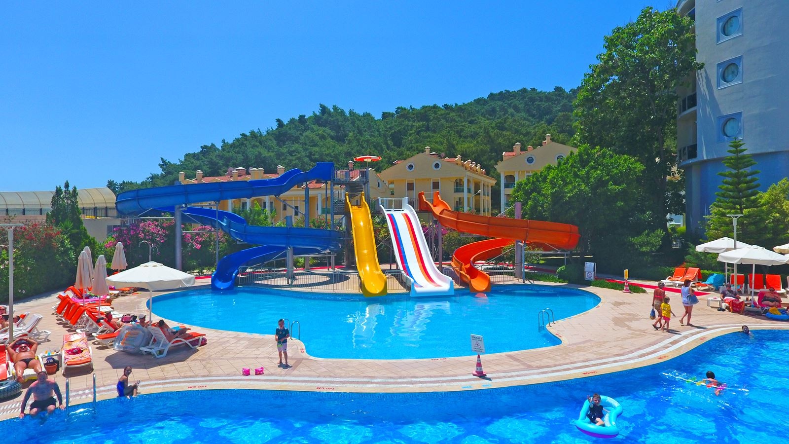 water-park-outdoor-pool