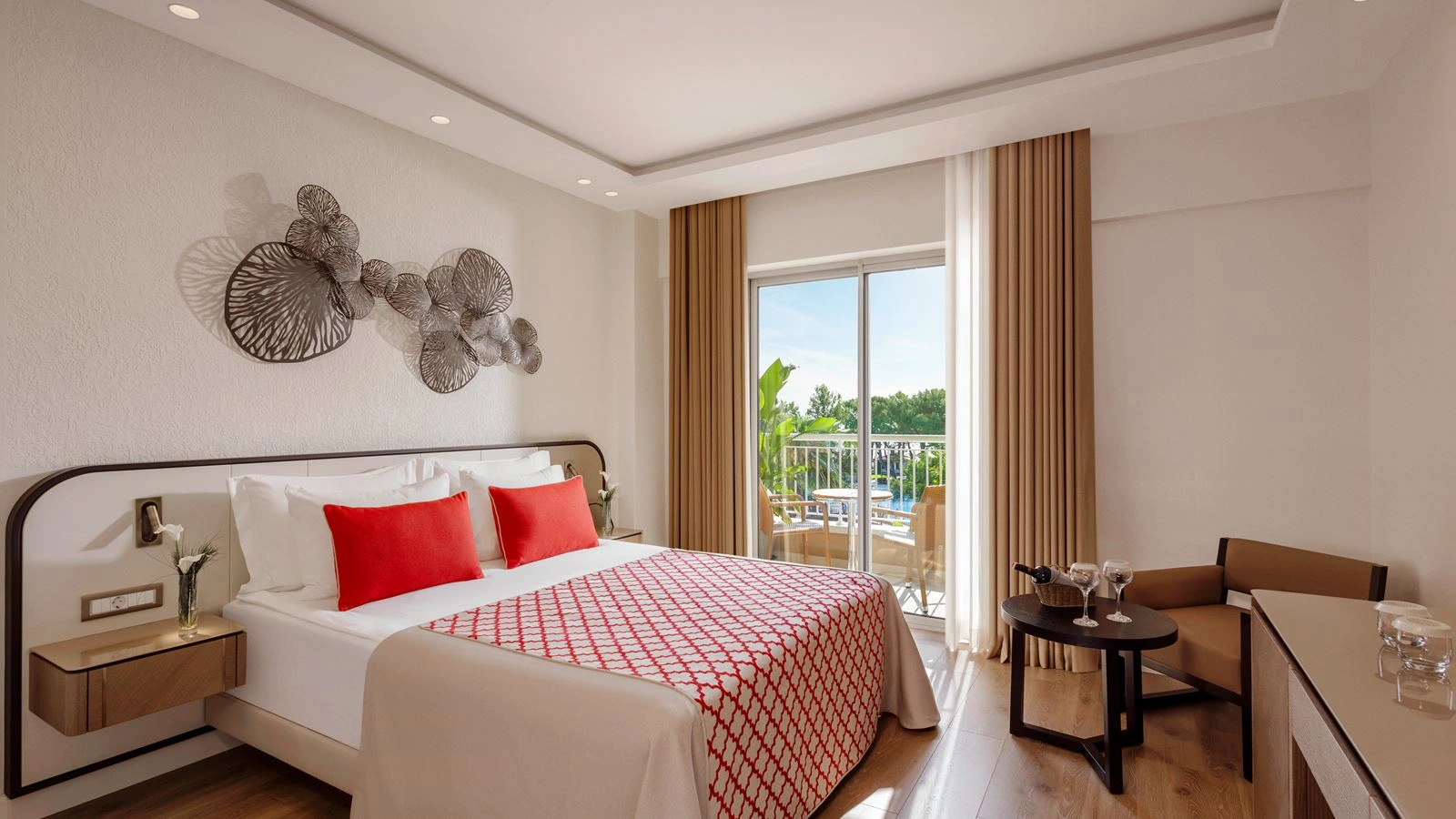 rooms-deluxe-family-sea-view