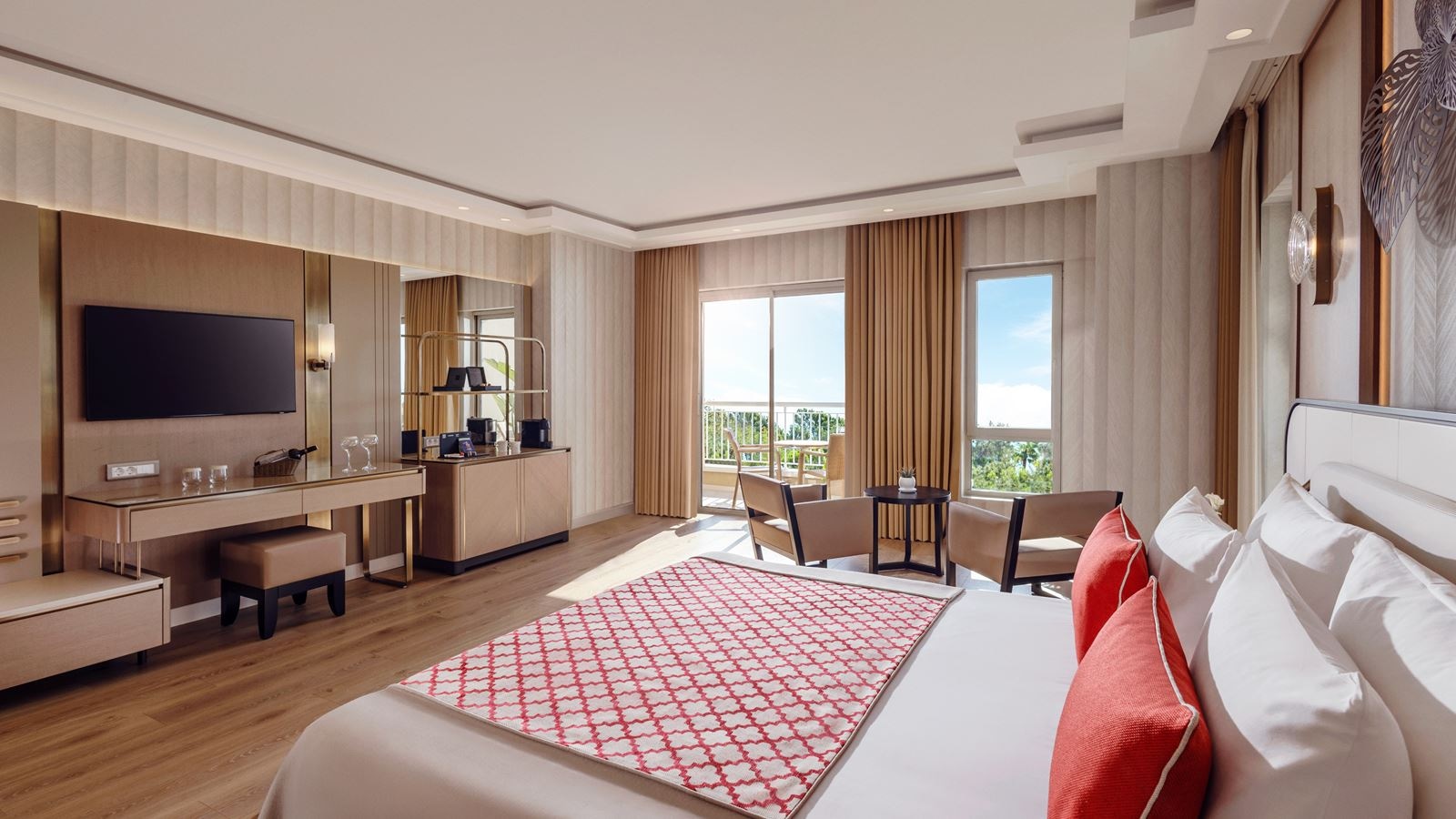 rooms-deluxe-amor-suite