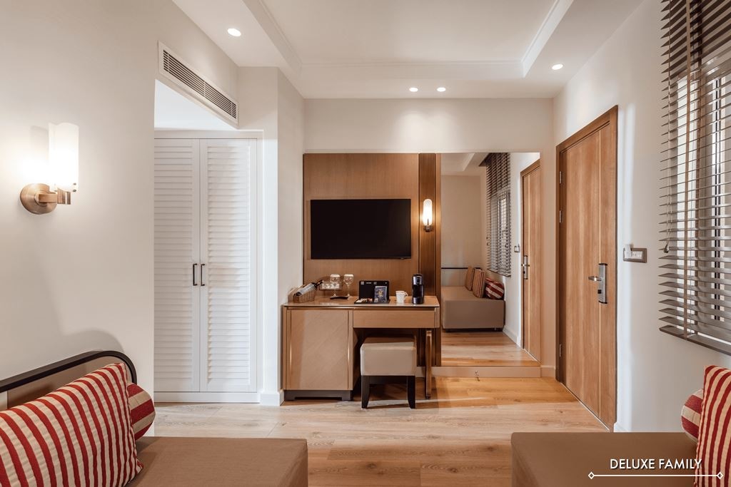 rooms-deluxe-family-sea-view