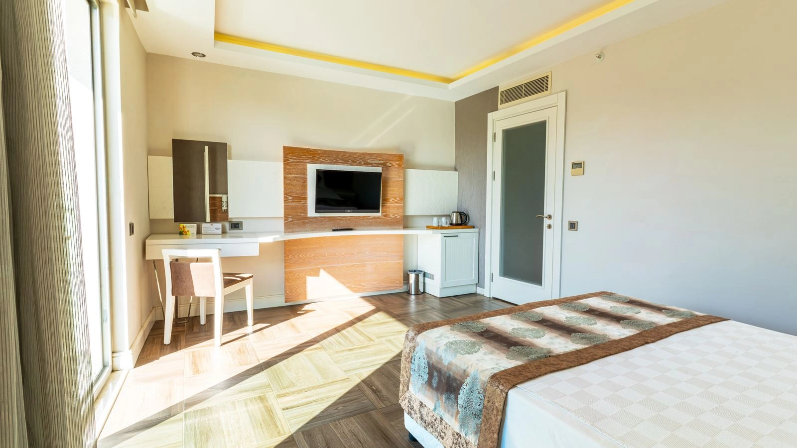 rooms-standard-room