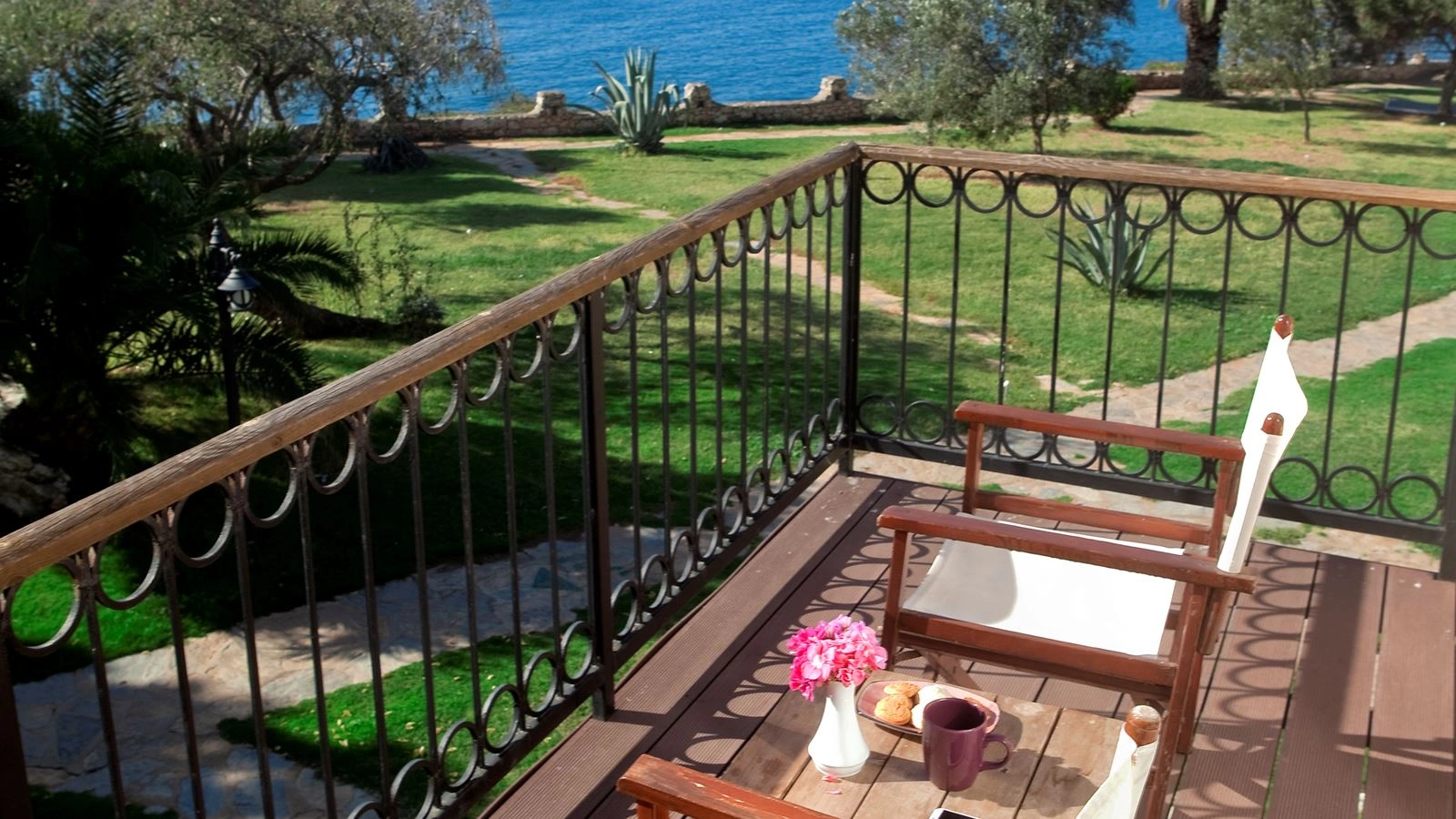 rooms-standard-room-sea-view