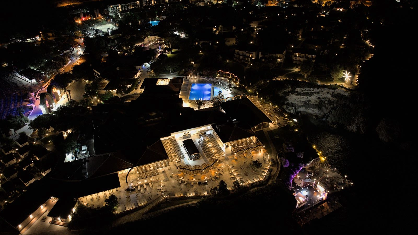 restaurants-atlantis-main-restaurant